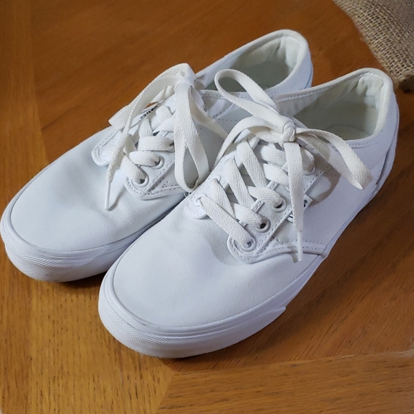 vans 7.5 womens in mens